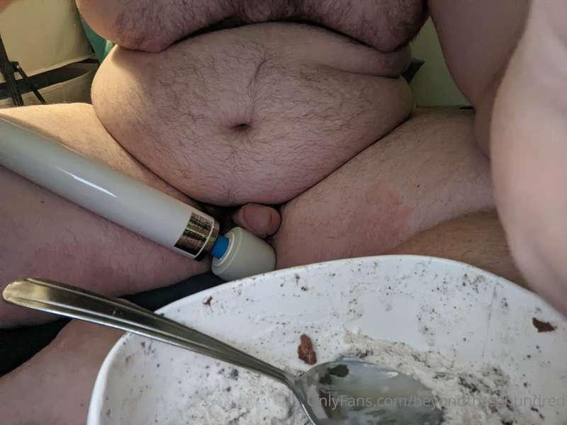 I'M BACK, BABY! Unfortunately I've been broke, so my weight ..