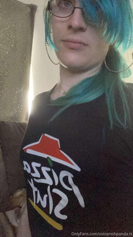 pizza slut with a magic wand!