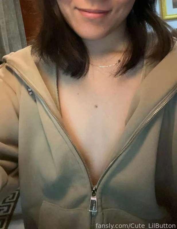 cute_lilbutton image #1