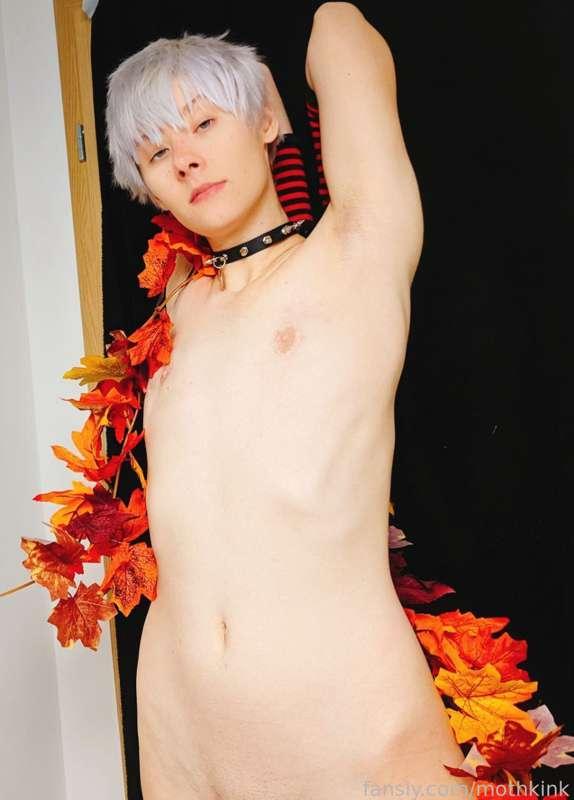 mothkink image #8