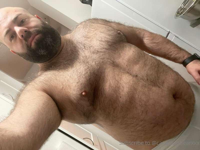 Nudes are on onlyfans.com/canadianbearxxx