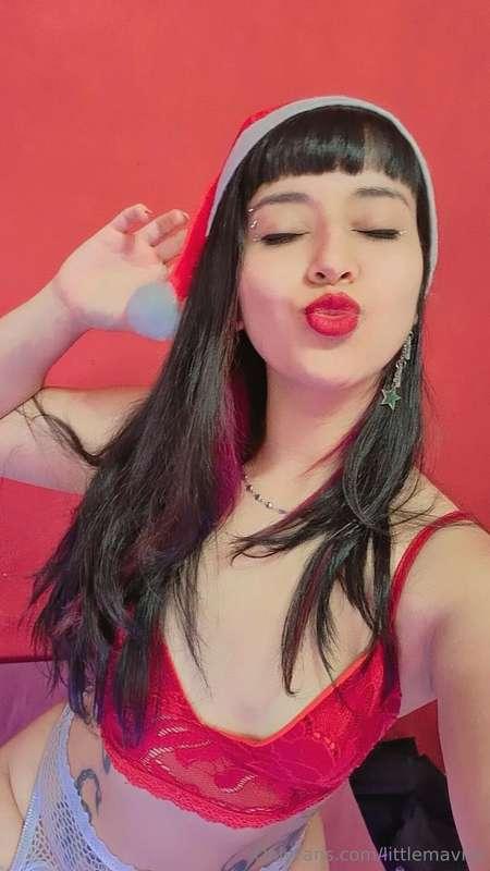 ## *Dear Santa Claus:* This year I have been a very good gir..