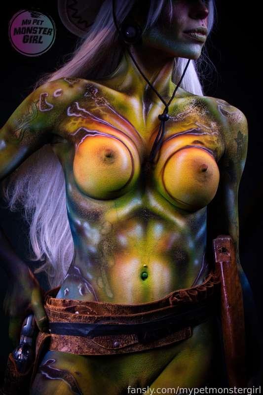 mypetmonstergirl image #5
