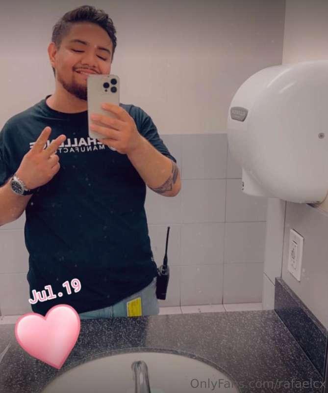 27, single dad. Let the fun begin 💦🍆😉 #ad @rafaelcx