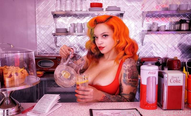 Dropping this brand new pinup diner girl set on Tuesday to s..