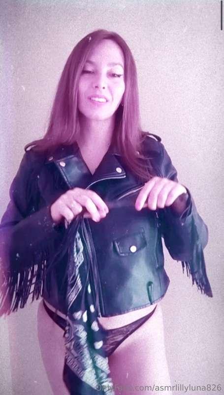 asmrlillyluna826 image #0