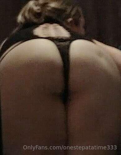 Smack my ass and tell me I'm pretty 🥰