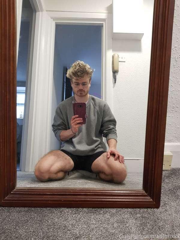 I wanna crush your head between my thighs😈👅