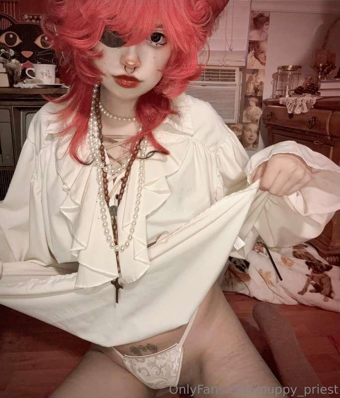 Femboy Foxy cosplay!!! Arrrrr🏴‍☠️ I bet I can find a good us..