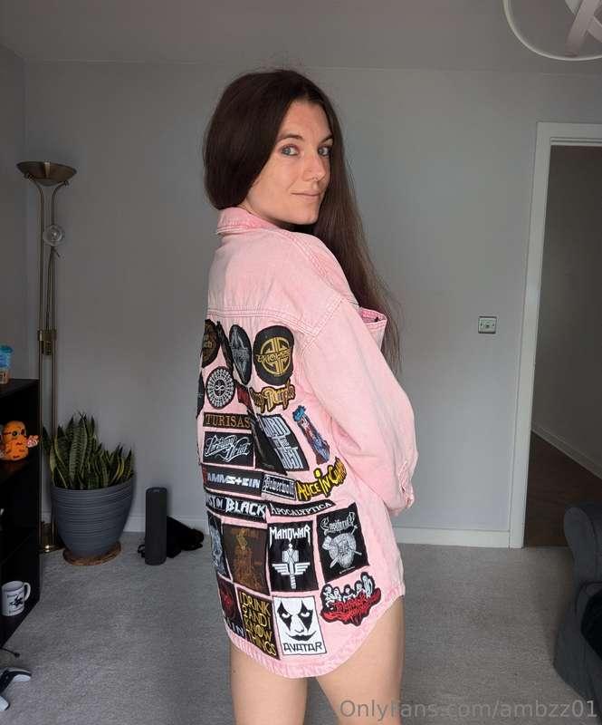 Stripping out of my pink patch jacket - photoset & video 🩷🤘😈..