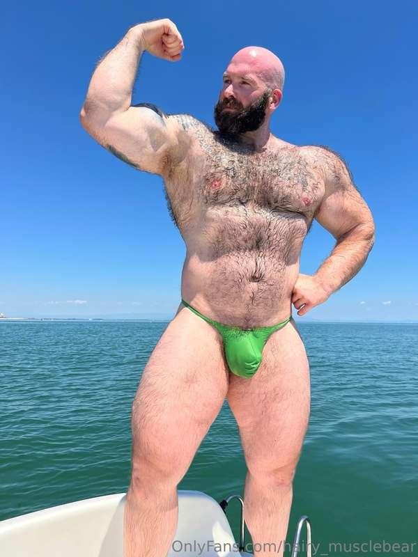 Have you ever had sex on a boat at the ocean?💪😎☀️ Tip and I ..