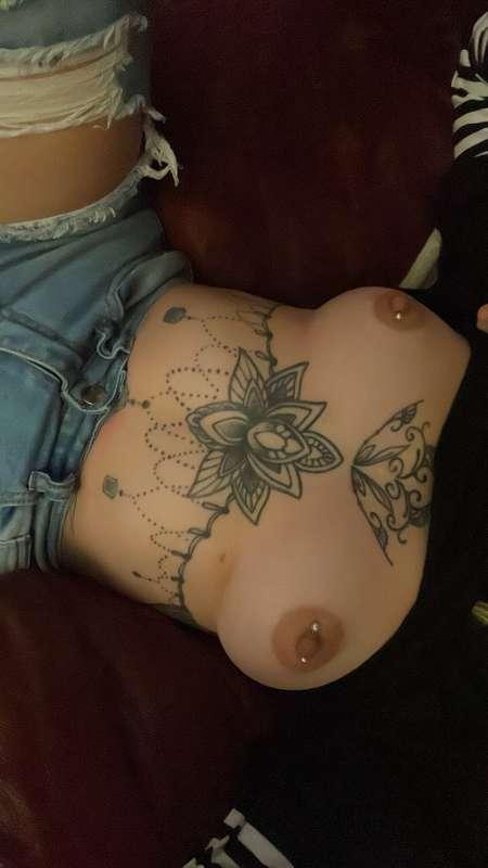 ninagurl97 image #0