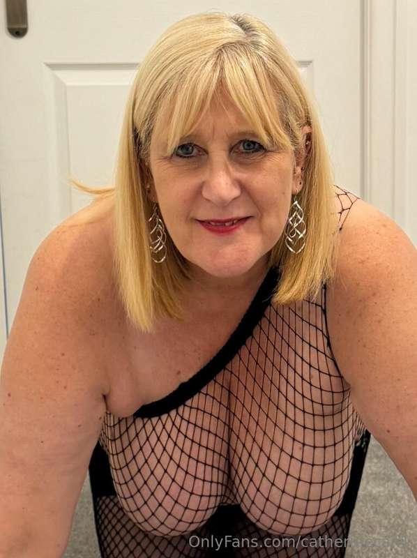 LIVE SHOW 11am uk time today 💋💋