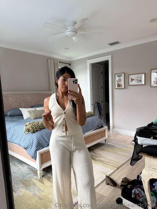 With or without clothes 
