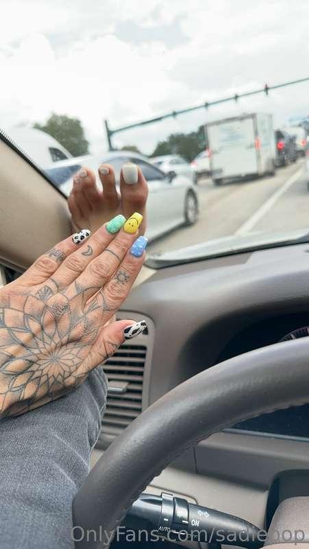 Hand & Foot 🦶