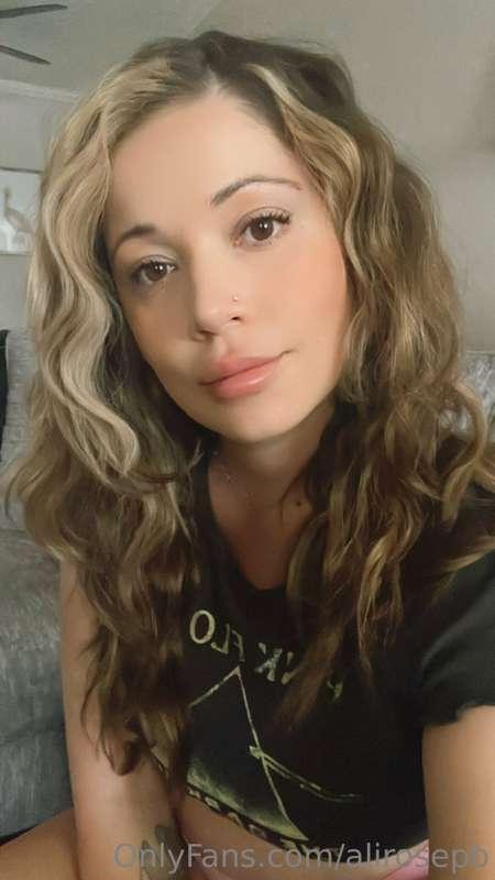 Your brown eyed girl 🤎