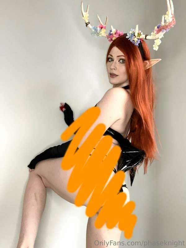 Happy Halloween! Enjoy a little keyleth set with lots of ass..