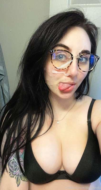 Baby daddy came all over my new glasses 💦😛
✨facial✨
Unlock f..