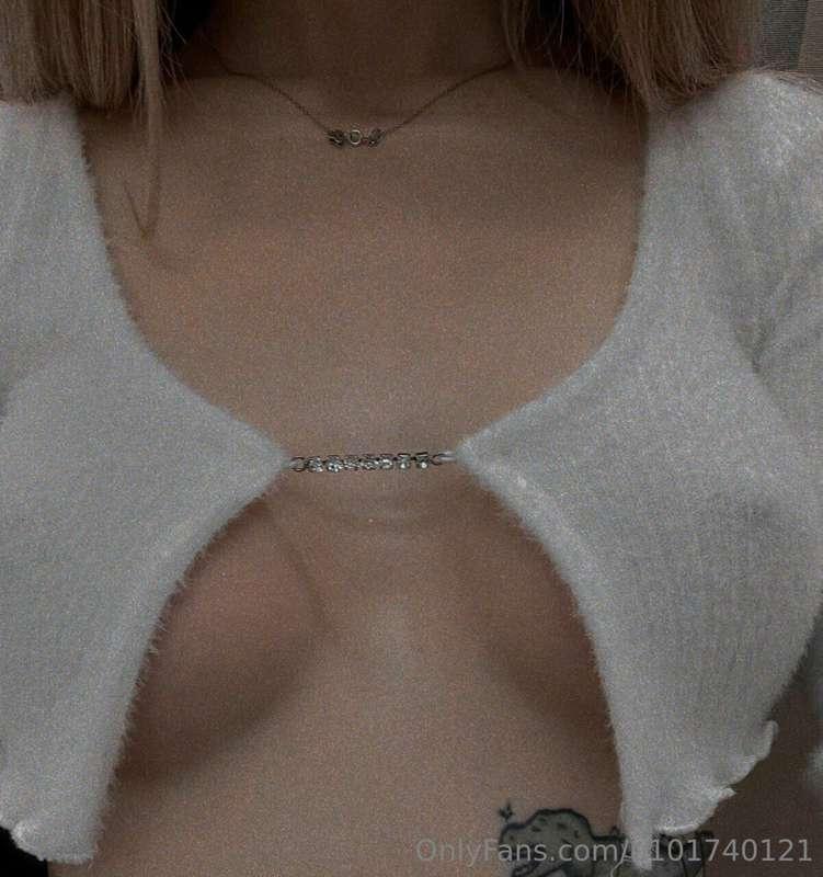 Angel boobs🍒