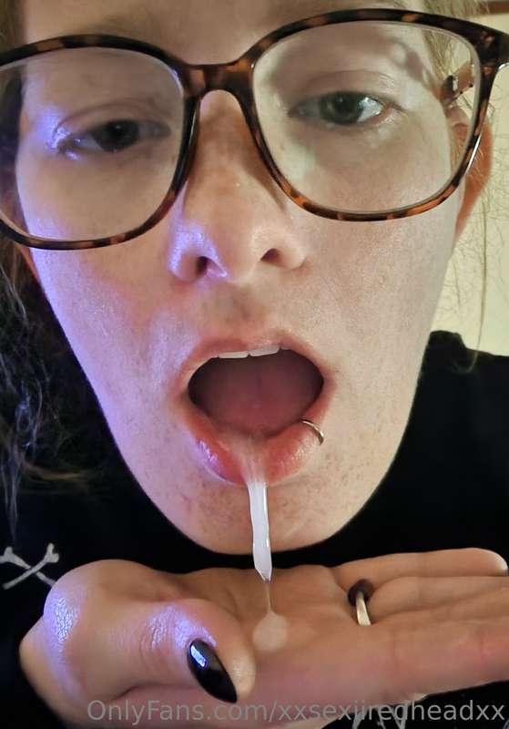 Daddy shows me love with his warm load 😍🥵