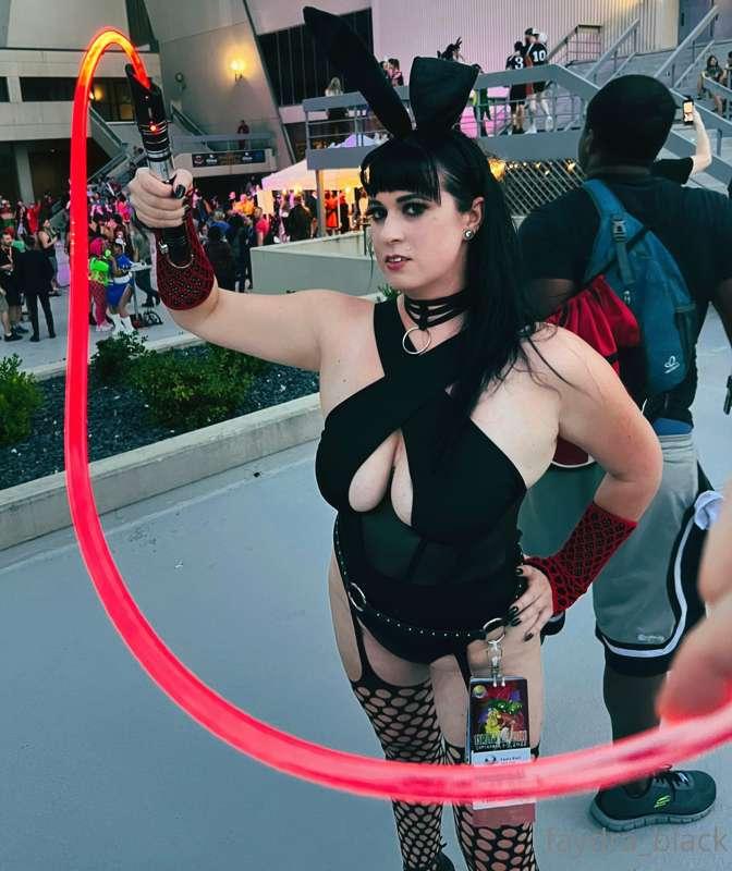DragonCon was a blast. Taking a few days rest before I start..