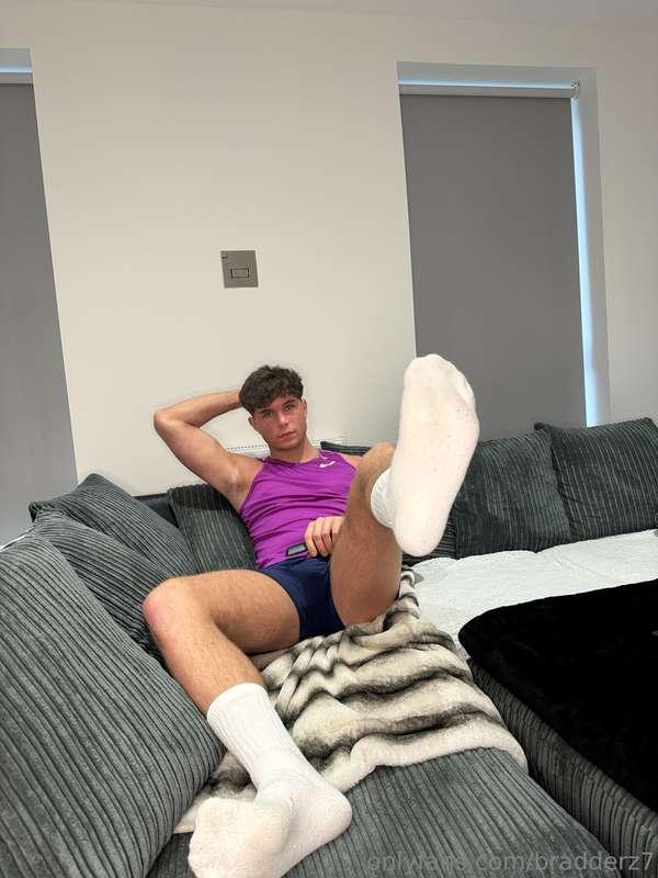 Showing off my after gym socks 🧦 @bradderz7