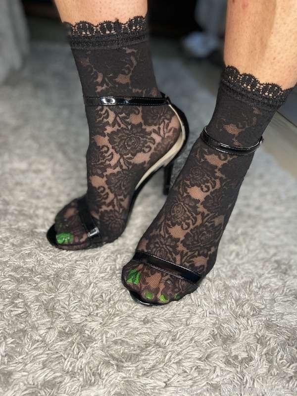 For the once who love nylons!