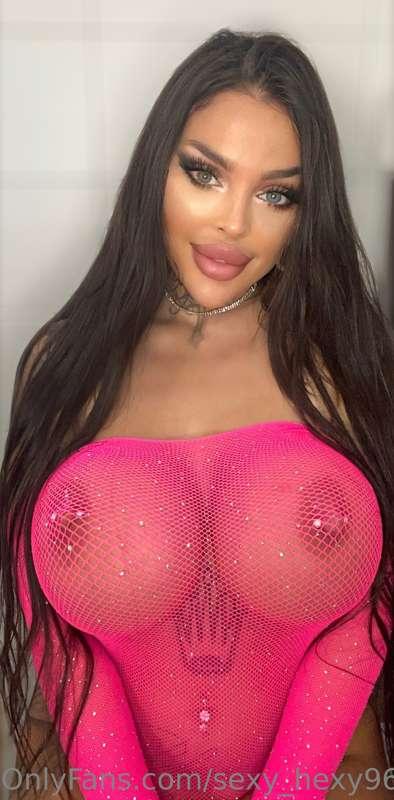 My Favourite Colour is Pink, it really compliments my massiv..