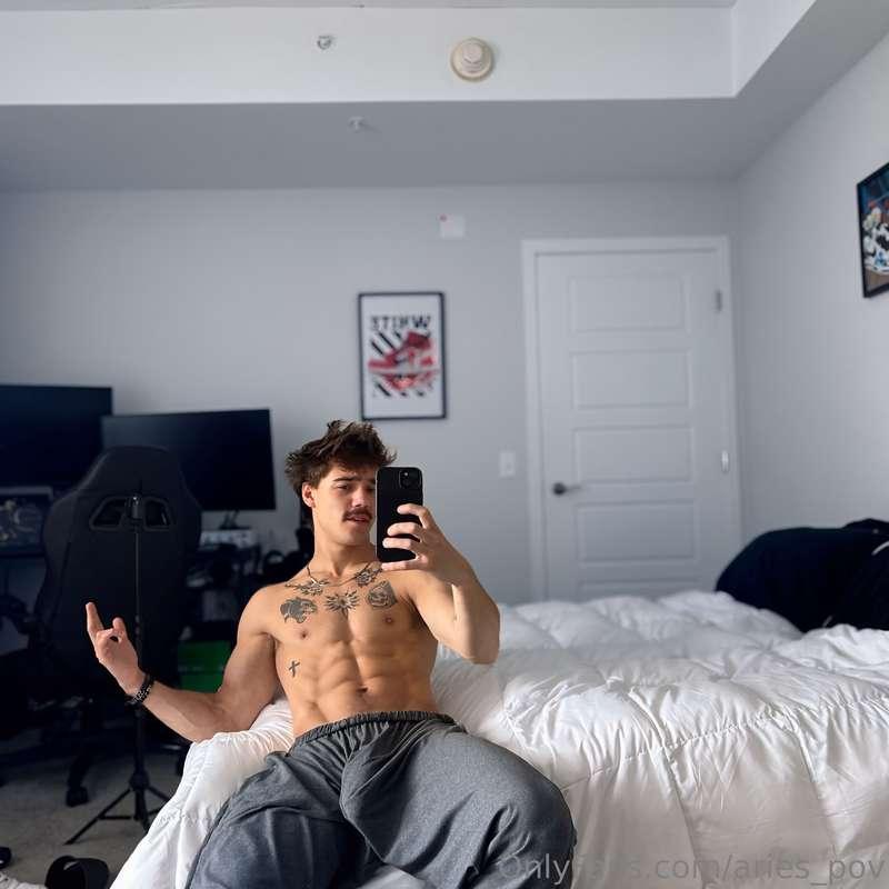 My body’s a weapon. Wanna see how I use it? 😏🍆