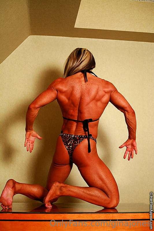 ginajones image #3