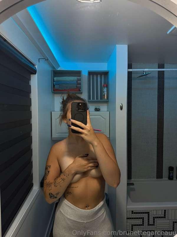 Enlève moi les mains 🤑