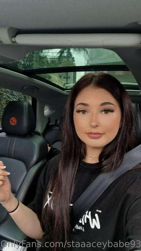 Sweet face, sweeter pussy 🤪