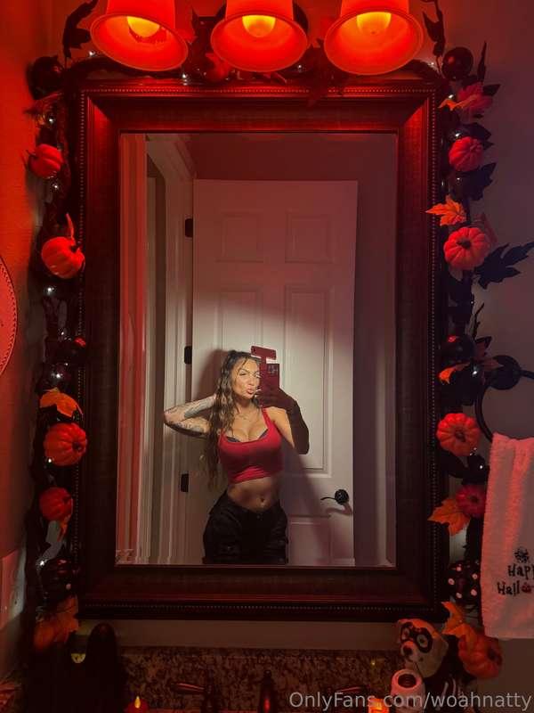 will you stroke your juicy cock to me babe? Let me know in m..