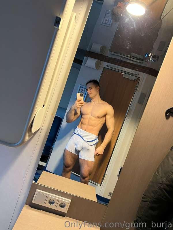 Wanna try me out?😜