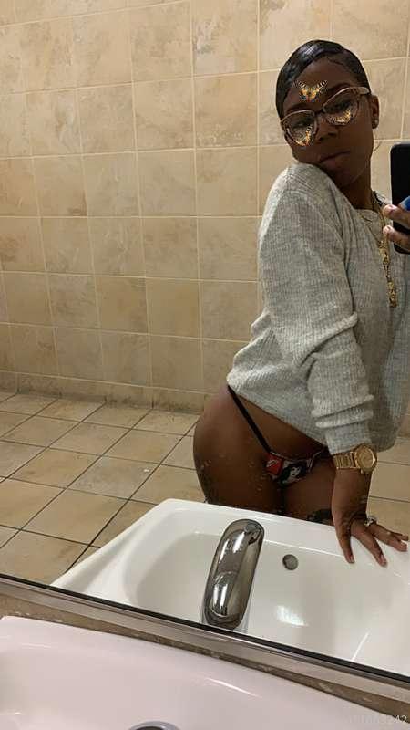hey yall 🤤🤤🤤🤤🥰🥰🥰
