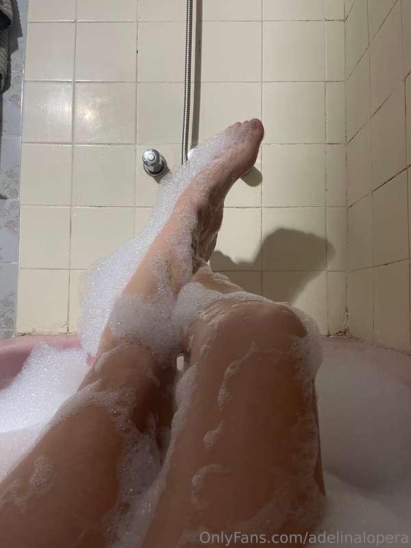 good shower =  good night 🌙