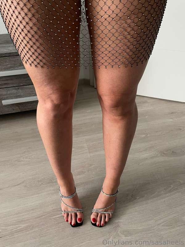 I hope you have celebrated ✨ Here’s a sexy outfit for you 😍