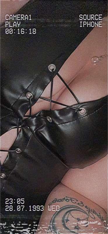 I can be whatever you want me to be baby😏🤫