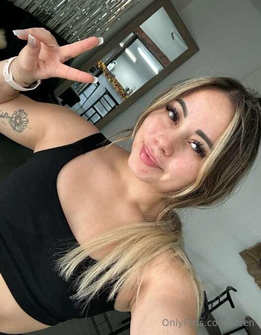 Feelin’ cute, might slay all day 😘