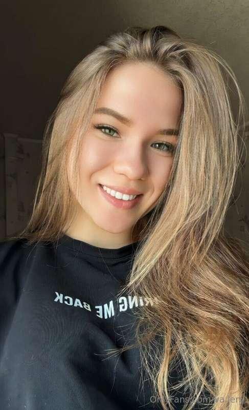 🔥FIRE GIRL 🔥       
 Today @augustlady I can give myself to ..