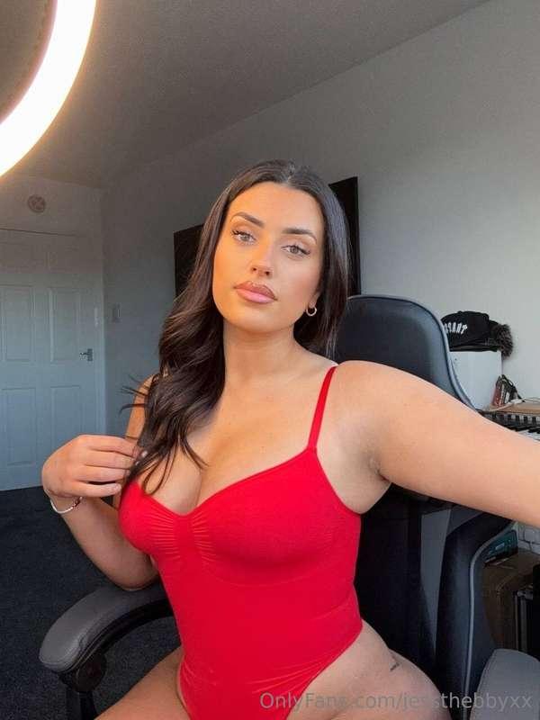 Does red suit me? 