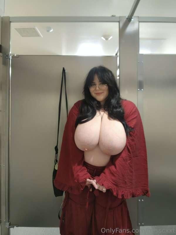 Pov: I sent this to u on ur lunch break ♡