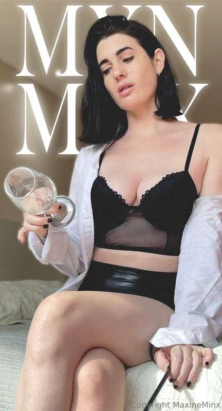 Did u miss Mommy? 🖤😈 Show me how much 