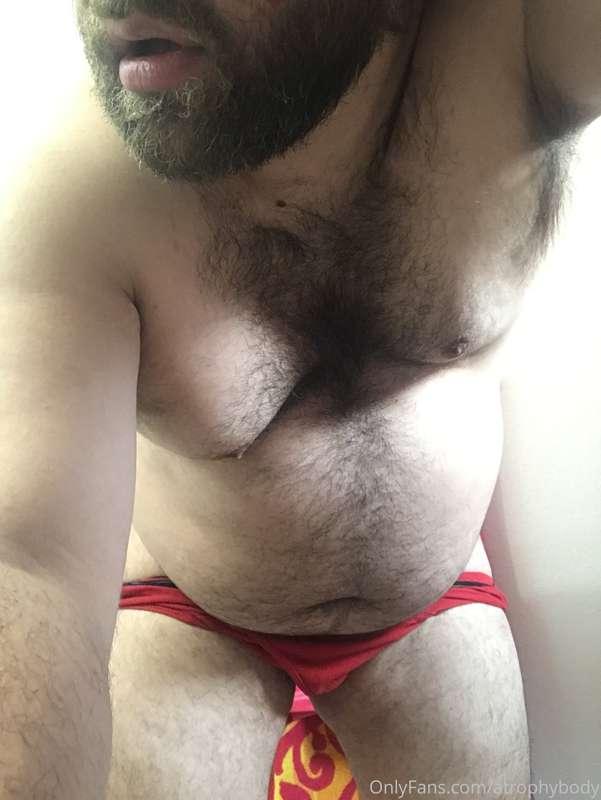 I’m not a morning shower person but the lighting is nice! Ha..