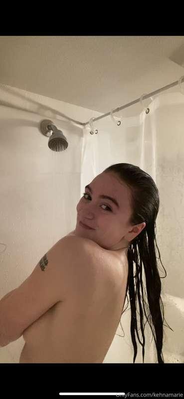 Shower pics have officially entered the chat... check your m..