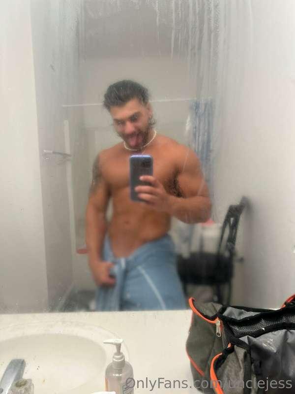 Morning showers are the best. Who wants to drop the robe for..