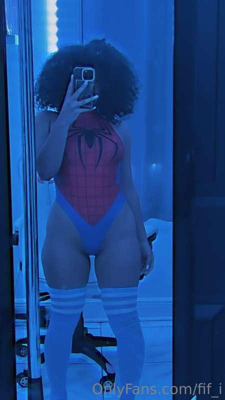 Can I be your spider baby🥰