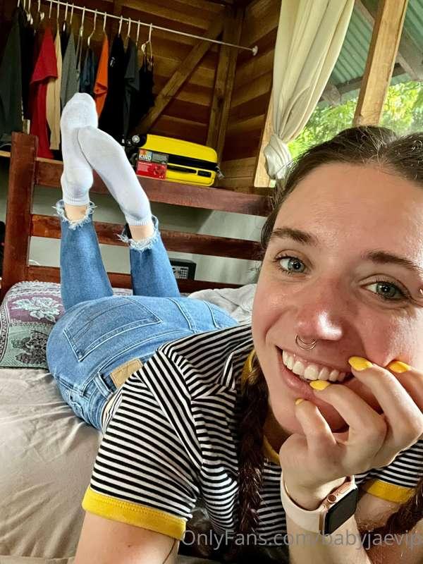 Hi babes! 💗💗💗
I’m in the jungle, but still using my spare ti..