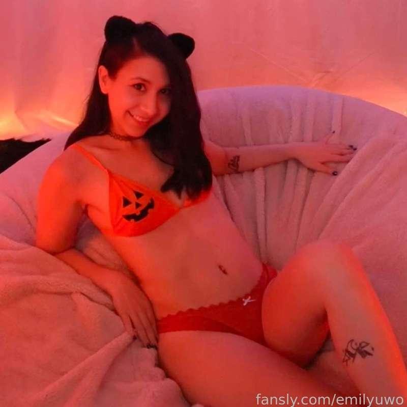 ♡ thirsty thursday ♡ Part 2/3

🎃 feelin' spooky 🎃