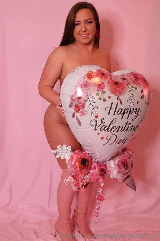 💘 VALENTINE'S DAY EXCLUSIVE: PERSONALIZED VIDEOS JUST FOR YO..